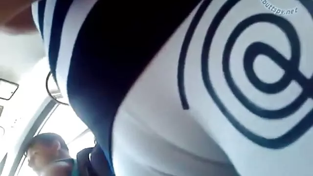 Pornografia sensual sem registo.  Dryuchit na língua é pornô amador vídeos completamente russo