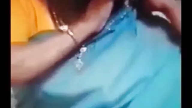 Pornografia sensual sem registo.  O homem castigou a miúda russa ao pôr-lhe a xvideos pornô amador garganta.