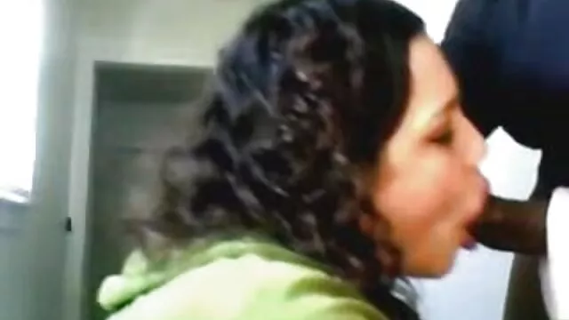 Pornografia sensual sem registo.  Latina com videos amadores pornos brasileiros Mamas grandes e flexíveis