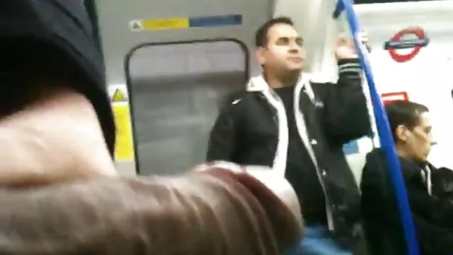 Pornografia sensual sem registo.  Vim ao elenco e video pono caiu na net mostrei todos os meus talentos a um homem entusiasta.