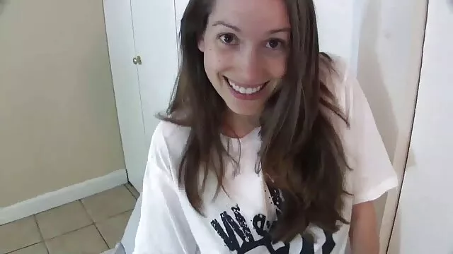 Pornografia sensual sem registo.  Prostitutas em todos os sofás videos de sexo amador caseiro gratis a foder