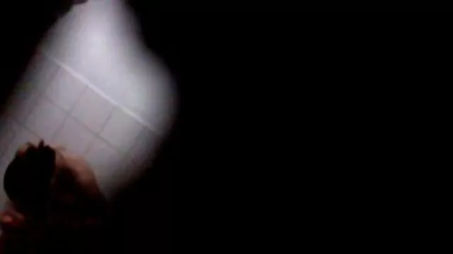 Pornografia sensual sem registo.  Os passageiros voam video amador pono depois de uma caminhada relaxante difícil no salão