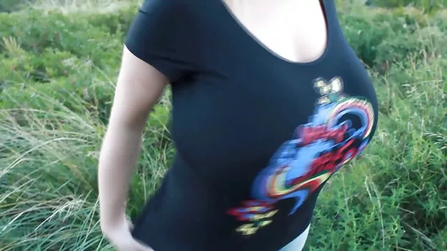 Pornografia sensual sem registo.  Ele alimentou dois amigos muito bons vídeo pornô bem caseiro com a sua Pila Americana.