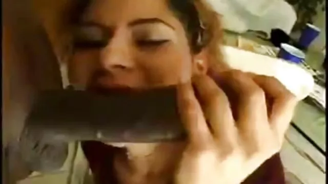 Pornografia sensual sem registo.  Ver beleza vídeos pornô caiu na net com beleza junto à piscina